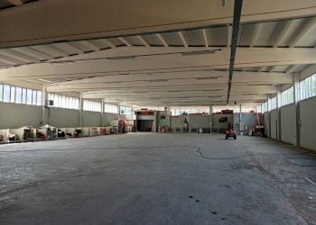 Interno non residenziale - Capannone via Limidi, Soliera - foto 1