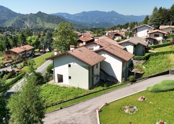 Foto 6 - Trilocale Via Cantoniera
 
20, Castione della Presolana - foto 6