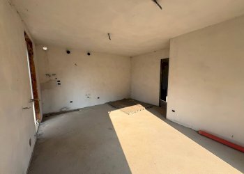Foto 6 - Trilocale Via Cantoniera
 
20, Castione della Presolana - foto 6