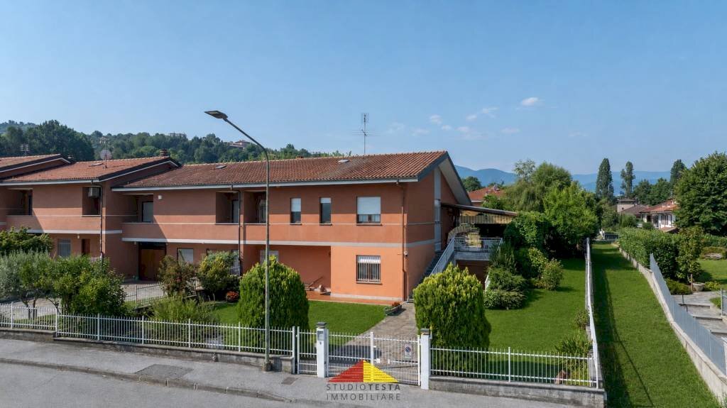 Facciata - Terraced Villa largo Caduti sul Lavoro, 9, Saluzzo - photo 1