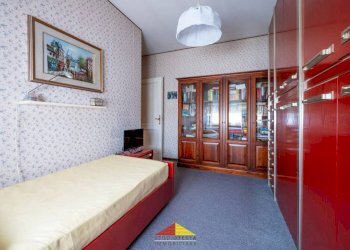 Camera da letto - Villa a Schiera largo Caduti sul Lavoro, 9, Saluzzo - foto 19