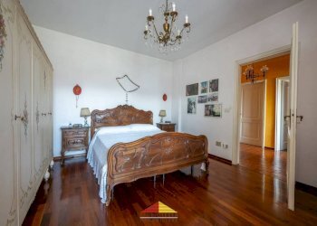 Camera da letto - Villa a Schiera largo Caduti sul Lavoro, 9, Saluzzo - foto 21