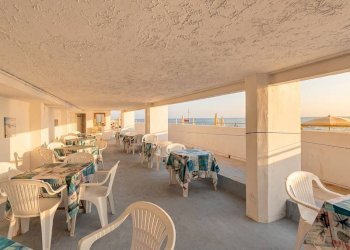 Terrazzo - Hotel Lungomare Cristoforo Colombo, 102, Ospedaletti - photo 30