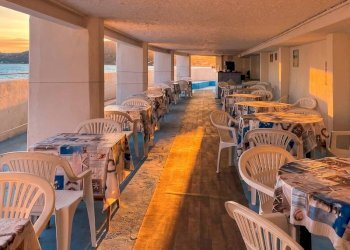 Veranda - Hotel Lungomare Cristoforo Colombo, 102, Ospedaletti - photo 44