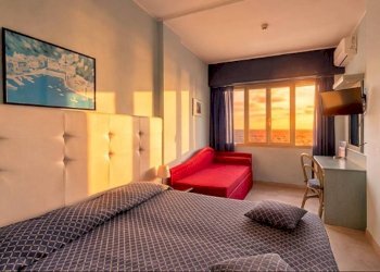 Camera da letto - Hotel Lungomare Cristoforo Colombo, 102, Ospedaletti - foto 12