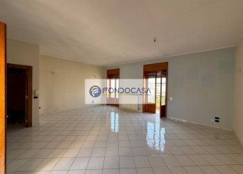 Foto 1 - Three-room apartment via solferino
 
27, San Pietro in Lama - photo 1