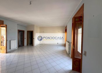 Foto 16 - Three-room apartment via solferino
 
27, San Pietro in Lama - photo 16
