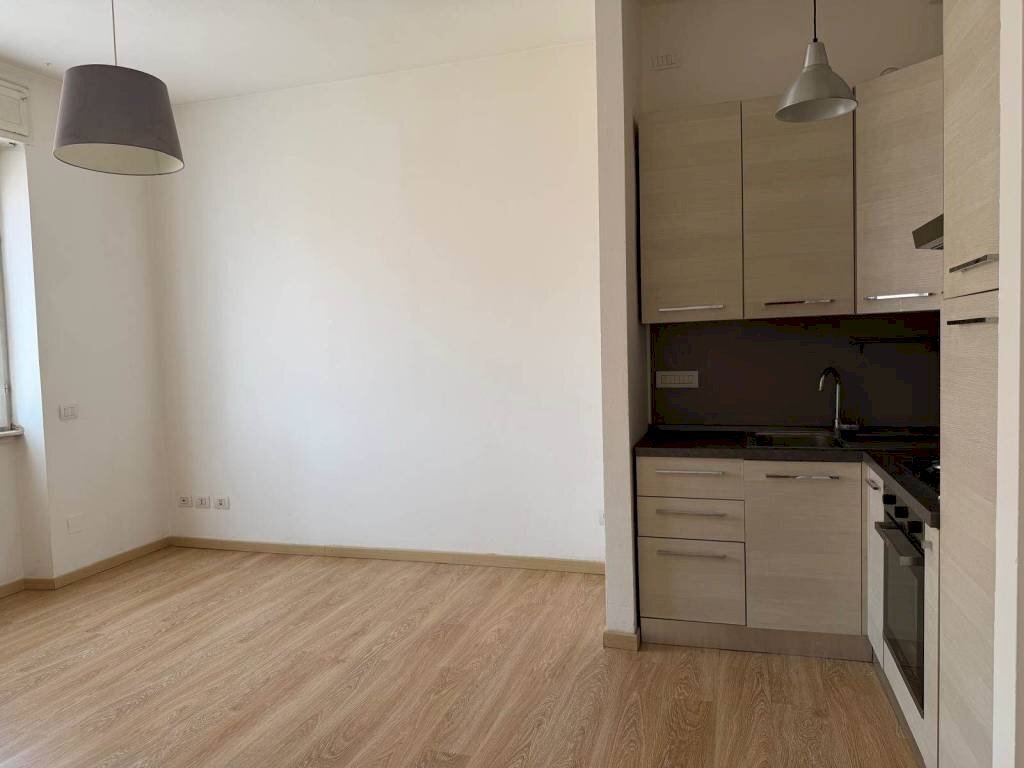 Cucina - Two-room apartment via UGO FOSCOLO, 7, Sesto San Giovanni - photo 2
