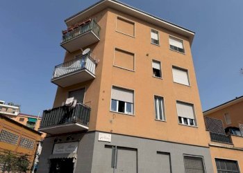 Facciata - Two-room apartment via UGO FOSCOLO, 7, Sesto San Giovanni - photo 23