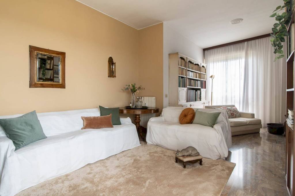 Salone - Four-room apartment viale Monza, 355, Milano (neighborhood Villa San Giovanni) - photo 1