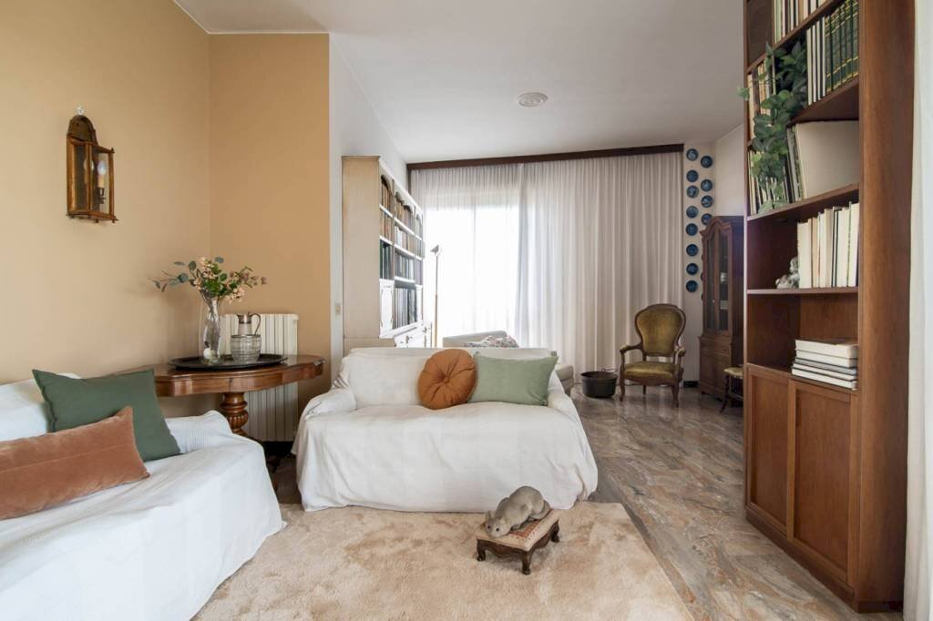 Salone - Four-room apartment viale Monza, 355, Milano (neighborhood Villa San Giovanni) - photo 3