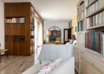 Salone - Quadrilocale viale Monza, 355, Milano (zona Villa San Giovanni) - foto 12