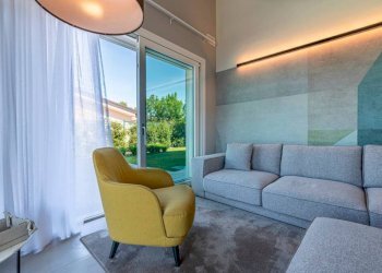 Studio - Villa via Sant'Angela Merici, 31, Desenzano del Garda - foto 6