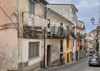 Edificio all\'aperto - Casa indipendente VICO PRETE
 
2, Lamezia Terme - foto 12