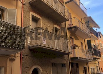 Edificio all\'aperto - Casa indipendente VIA TOSCANA
 
53, Lamezia Terme - foto 1