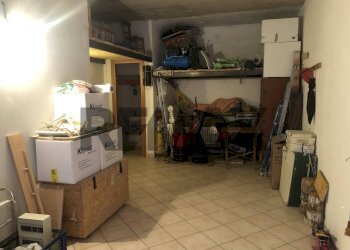 Dispensa di stoccaggio - Casa indipendente VIA TOSCANA
 
53, Lamezia Terme - foto 12
