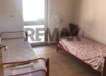 Camera / camera da letto - Casa indipendente VIA TOSCANA
 
53, Lamezia Terme - foto 16