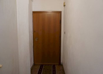 Ingresso - Bilocale via San Giovanni Bosco, Genova (zona Sampierdarena) - foto 4