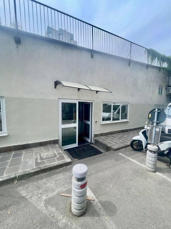 Facciata - Ufficio viale Corsica, 83, Milano - foto 1