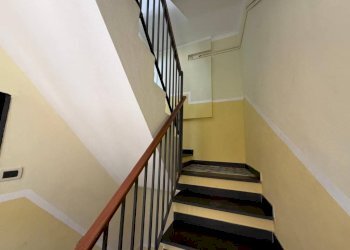 Interno palazzo - Bilocale via Beato Martino da Pegli, Genova (zona Pegli) - foto 2