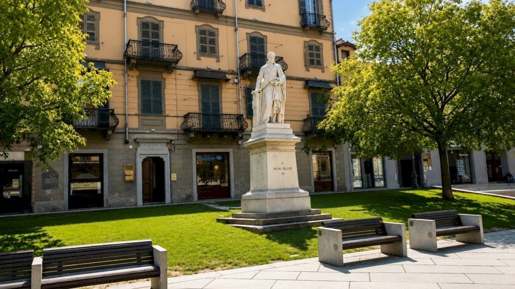 Zona - Appartamento piazza Liderico Vineis, 7, Saluzzo - foto 2