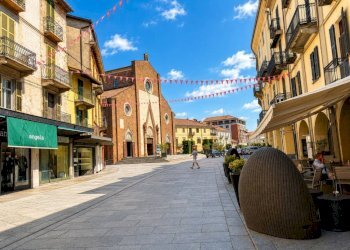 Zona - Appartamento piazza Liderico Vineis, 7, Saluzzo - foto 4