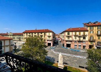 Vista - Appartamento piazza Liderico Vineis, 7, Saluzzo - foto 8