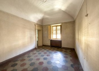 Camera da letto - Appartamento piazza Liderico Vineis, 7, Saluzzo - foto 17