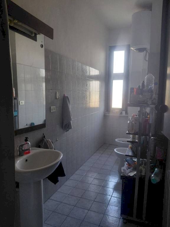 Bagno - Apartment corso Mediterraneo, 68, Torino (neighborhood Crocetta) - photo 3