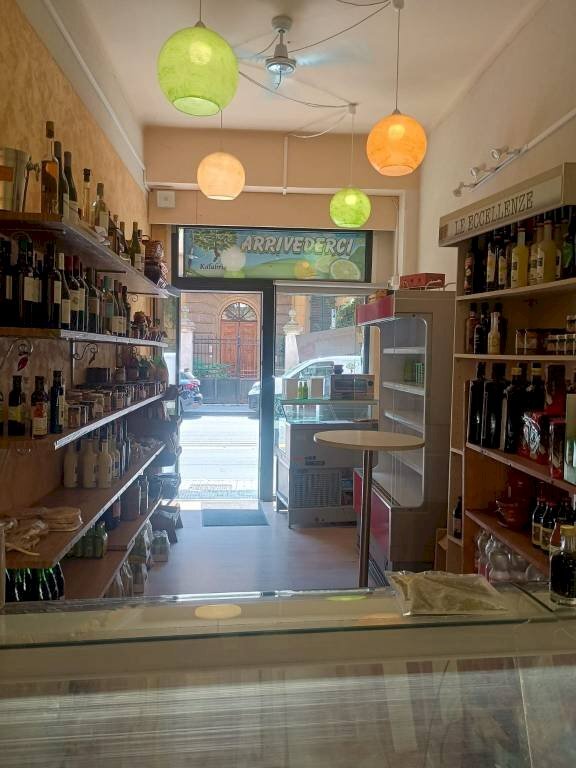 Interno non residenziale - Alimentari - Gastronomia via Andrea Costa, 133, Bologna (zona Costa Saragozza) - foto 1