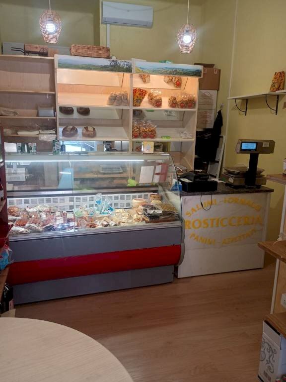 Interno non residenziale - Alimentari - Gastronomia via Andrea Costa, 133, Bologna (zona Costa Saragozza) - foto 3