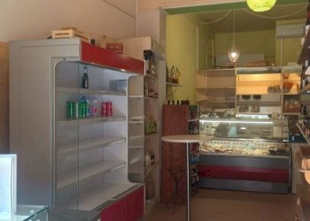 Interno non residenziale - Alimentari - Gastronomia via Andrea Costa, 133, Bologna (zona Costa Saragozza) - foto 2