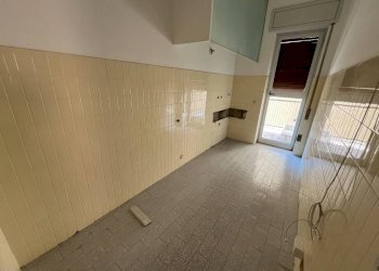Cucina - Appartamento galleria Camillo Benso di Cavour, Bologna (zona Centro Storico) - foto 7