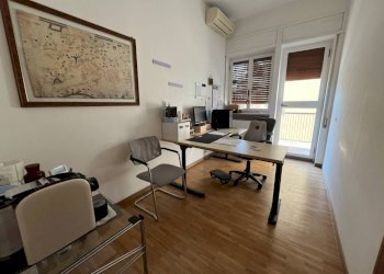 Cameretta - Appartamento galleria Camillo Benso di Cavour, Bologna (zona Centro Storico) - foto 18