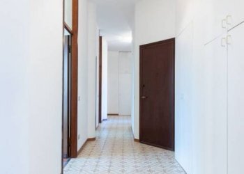 Corridoio - Non-buildable land via Cusani, 8, Milano (neighborhood Brera) - photo 13