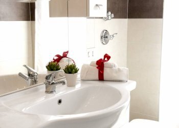 Bagno - Non-buildable land corso di Porta Romana, 96, Milano (neighborhood Ticinese) - photo 12