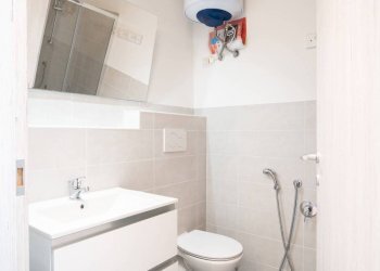 Bagno - Non-buildable land via Ruggero Leoncavallo, 17, Milano (neighborhood Casoretto) - photo 14