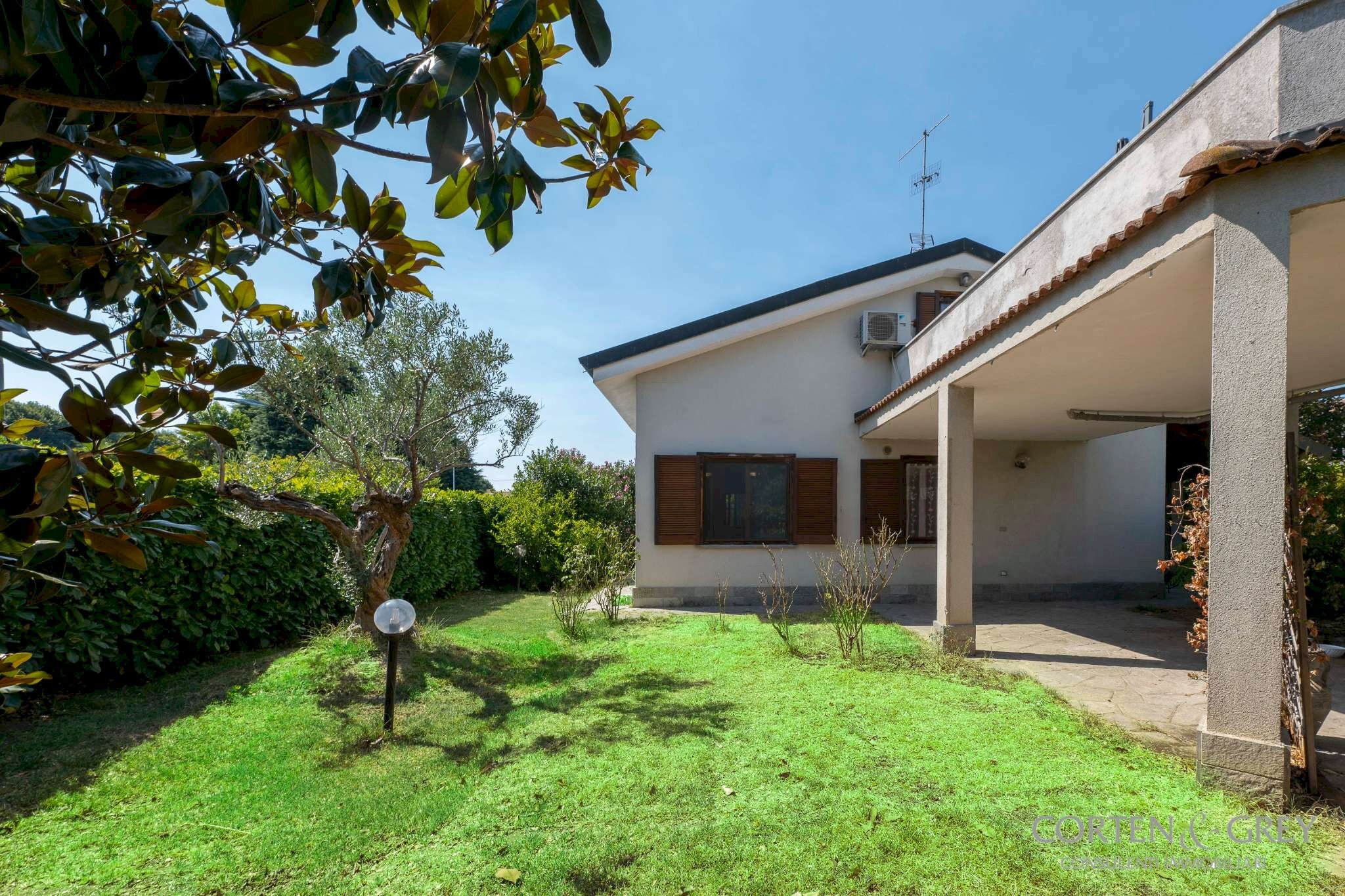 p1ee4181 - Villa Unifamiliare via Monte Cervino, 1, Gassino Torinese - foto 1