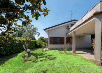 p1ee4181 - Villa Unifamiliare via Monte Cervino, 1, Gassino Torinese - foto 1