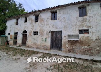 Facciata - Rustico contrada Bottaccio, 8, Mondavio - foto 4