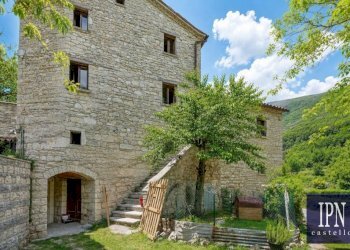 Facciata - Appartamento Località Ca' Giovaccolo, Piobbico - foto 6