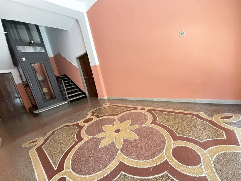 Trilocale Savona - foto 3