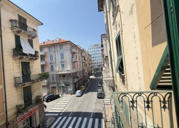 Trilocale Savona - foto 30