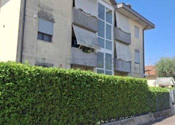 ESTERNO - Three-room apartment Via San Giuseppe 16, Montecchio Maggiore - photo 13