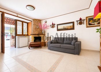Soggiorno - Villa Via Due Portoni, Napoli - foto 1