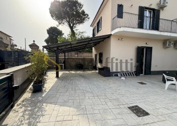 WhatsApp Image 2026-07-17 at 17.28.51 (5) - Villa Via Ten. Politano 4, Caserta - foto 25