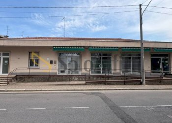 WhatsApp Image 2026-07-16 at 16.42.27 - Locale Commerciale Via Contardo Ferrini 42, Samarate - foto 1