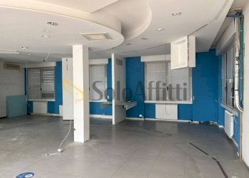 WhatsApp Image 2026-07-16 at 16.42.28 (4) - Locale Commerciale Via Contardo Ferrini 42, Samarate - foto 7