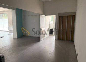 WhatsApp Image 2026-07-16 at 16.42.28 - Locale Commerciale Via Contardo Ferrini 42, Samarate - foto 9