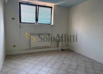 WhatsApp Image 2026-07-16 at 16.42.30 (1) - Locale Commerciale Via Contardo Ferrini 42, Samarate - foto 5